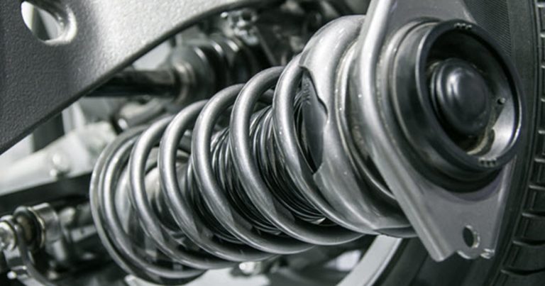 Read more about the article Broken Spring on Your Car? Signs, Risks & What to Do