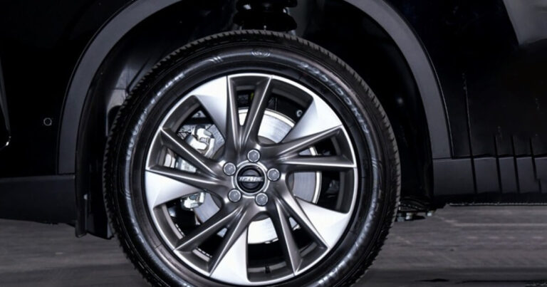 Read more about the article How Shock Absorbers Enhance Vehicle Performance