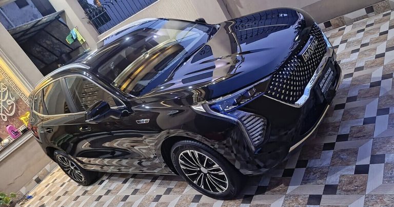 Read more about the article Beyond Wax: The Ultimate Guide to Glass Coating Your Car